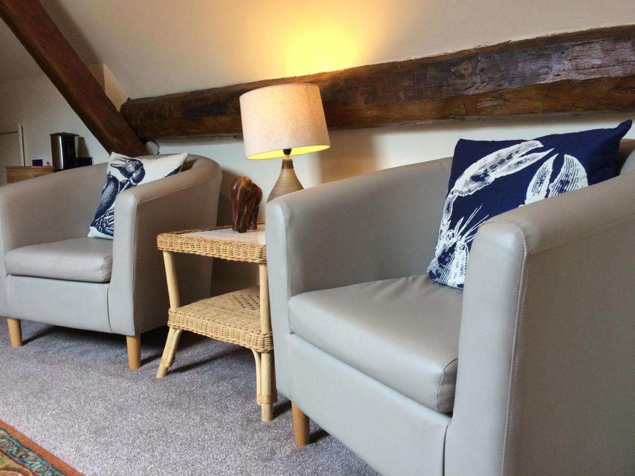 Sanders Yard Whitby Room photo