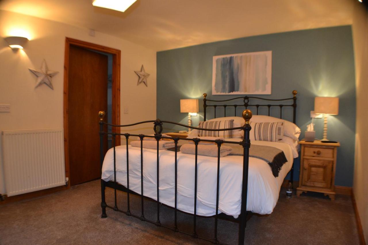 Sanders Yard Whitby Room photo