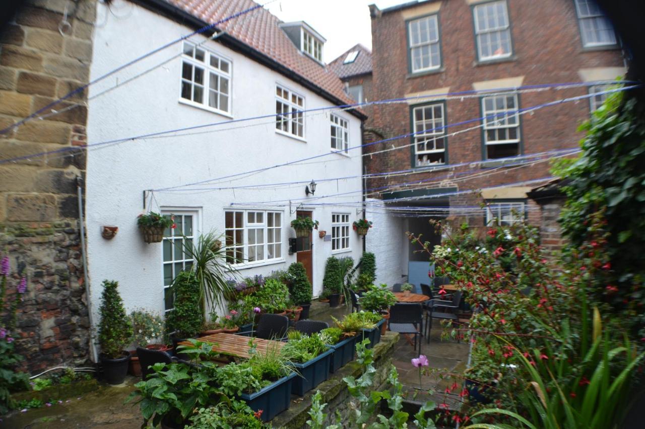Sanders Yard Whitby Exterior photo